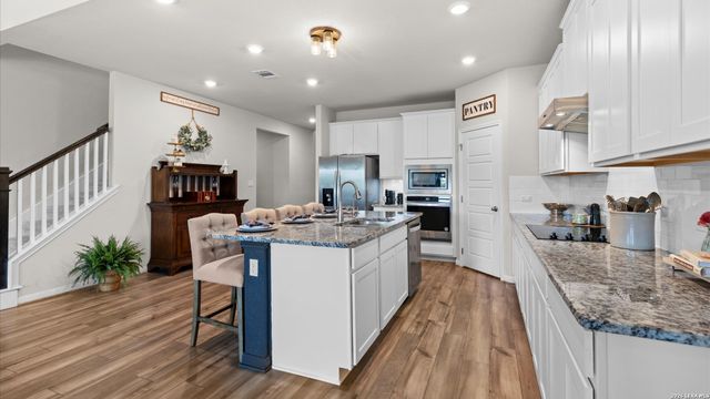 254 Shelton Pass, Cibolo, TX 78108