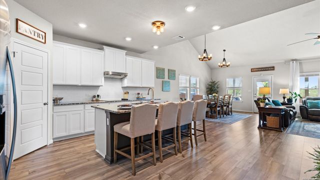 254 Shelton Pass, Cibolo, TX 78108