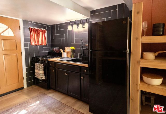 23700 Crest Forest Drive, Crestline, CA 92325