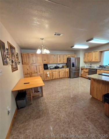 398 Chickasaw Road, Calera, OK 74730