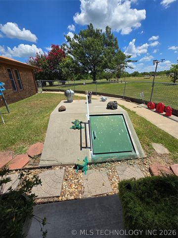 398 Chickasaw Road, Calera, OK 74730