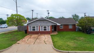 1212 N Janeway Avenue, Moore, OK 73160