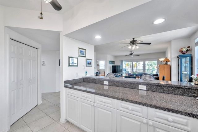 1200 COUNTRY CLUB DRIVE 3406, Largo, FL 33771