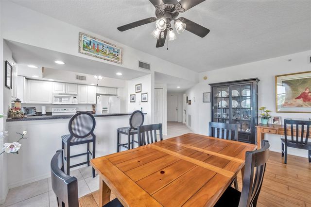 1200 COUNTRY CLUB DRIVE 3406, Largo, FL 33771