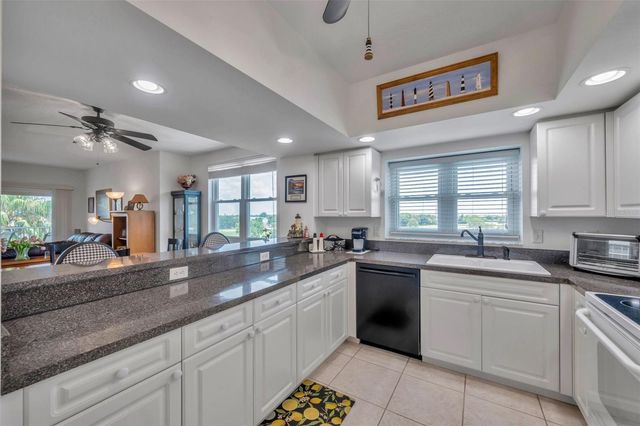 1200 COUNTRY CLUB DRIVE 3406, Largo, FL 33771
