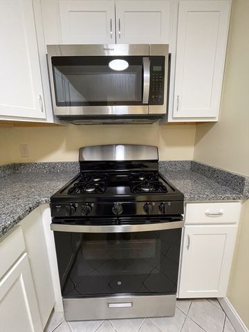 20 Kenmar Drive 171, Billerica, MA 01821