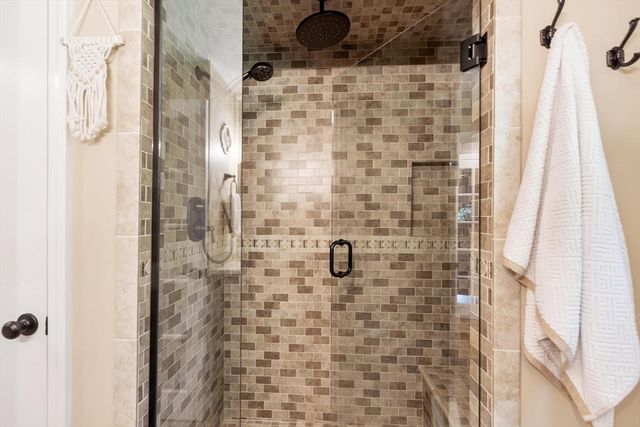 6 Abbot St, Westford, MA 01886