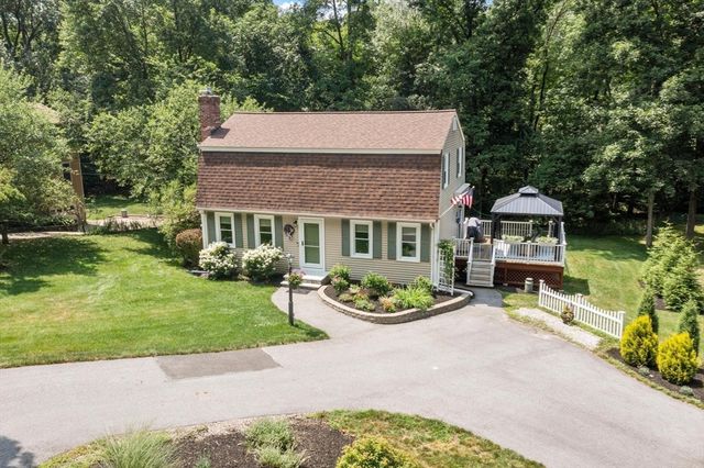 6 Abbot St, Westford, MA 01886