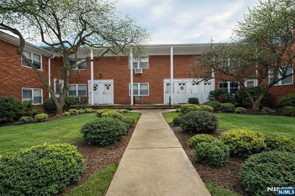 55 Knox Terrace 1A, Wayne, NJ 07470