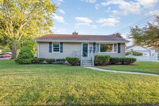 2004 32nd Street, Bay City, MI 48708