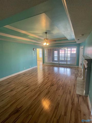 1205 Palisade Court SW, Decatur, AL 35603