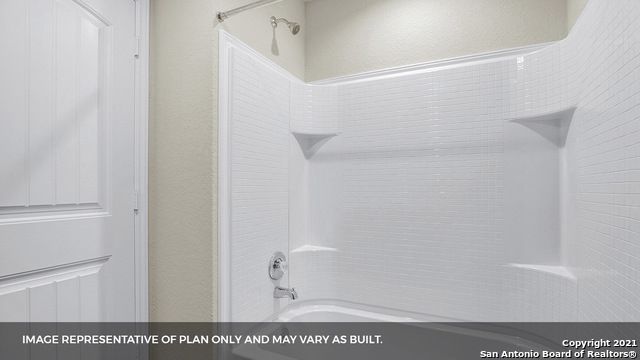 311 HONEYDEW WAY, Seguin, TX 78155