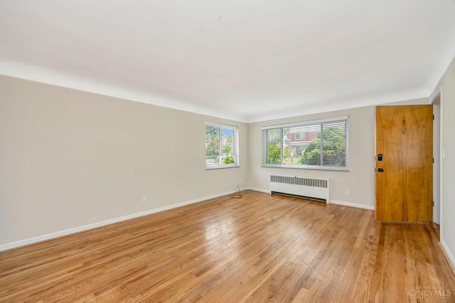 7211 Plainfield Road, Deer Park, OH 45236
