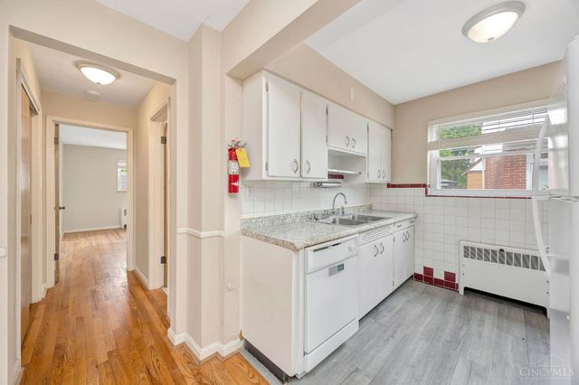 7211 Plainfield Road, Deer Park, OH 45236