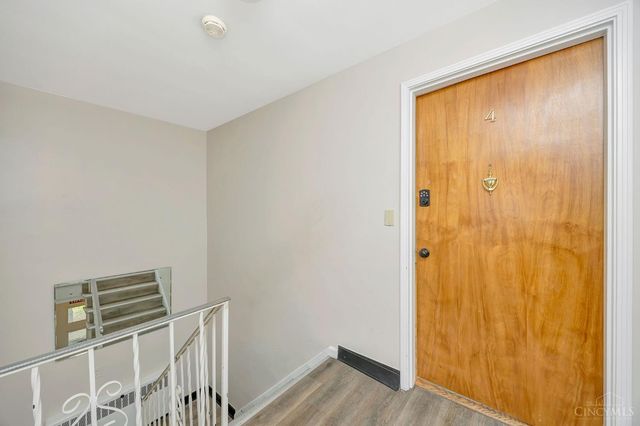 7211 Plainfield Road, Deer Park, OH 45236