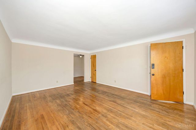 7211 Plainfield Road, Deer Park, OH 45236