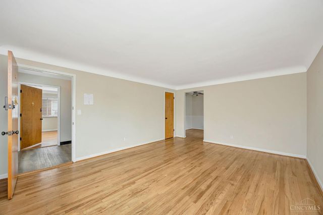 7211 Plainfield Road, Deer Park, OH 45236