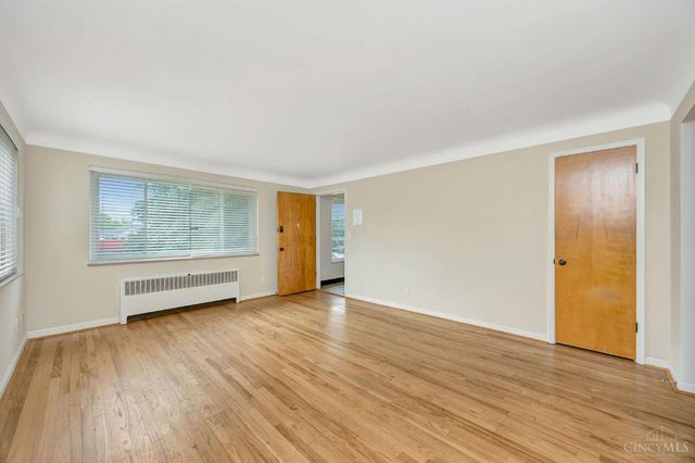 7211 Plainfield Road, Deer Park, OH 45236