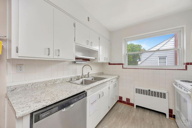 7211 Plainfield Road, Deer Park, OH 45236