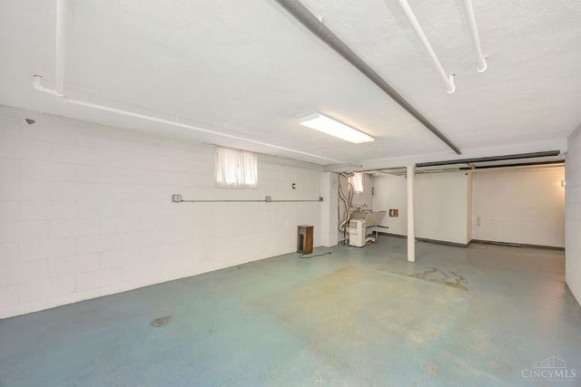 7211 Plainfield Road, Deer Park, OH 45236