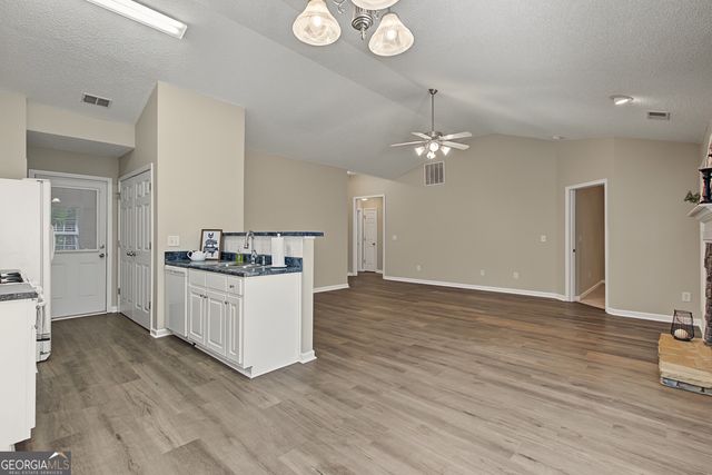 70 Green Spring, Newnan, GA 30265