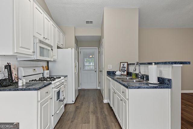 70 Green Spring, Newnan, GA 30265