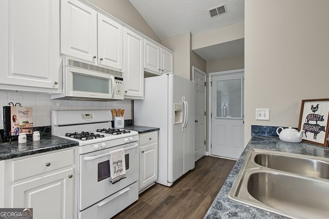 70 Green Spring, Newnan, GA 30265