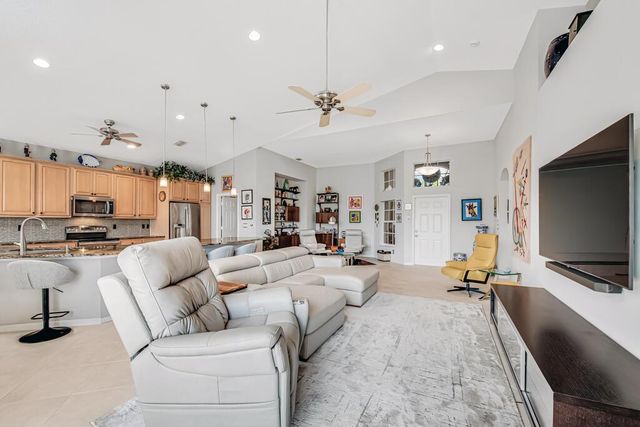 8417 Grand Messina Circle, Boynton Beach, FL 33472