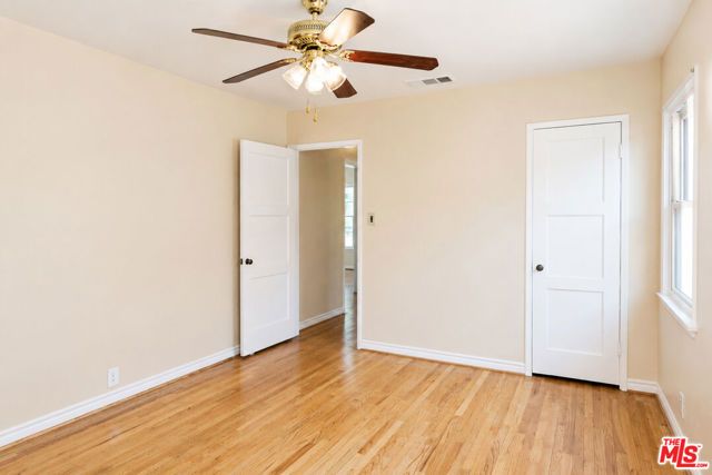 13134 Hartsook Street, Los Angeles, CA 91423
