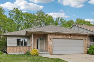 738 8th Street, Prairie Du Sac, WI 53578
