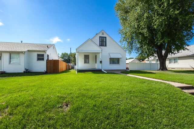 2521 33rd Street, Moline, IL 61265