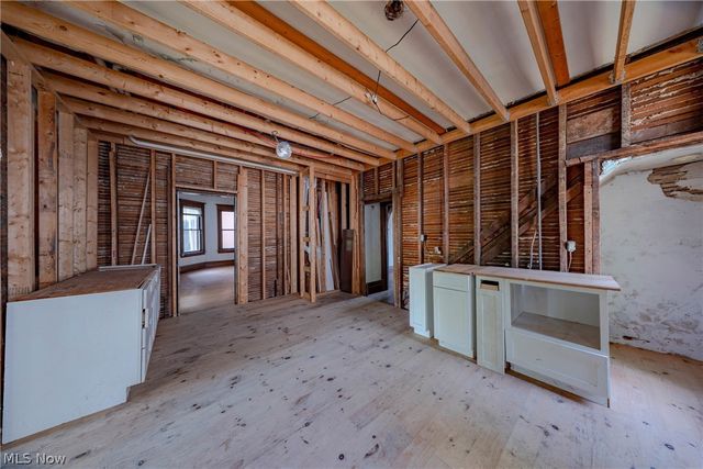 1122 Juliana Street, Parkersburg, WV 26101