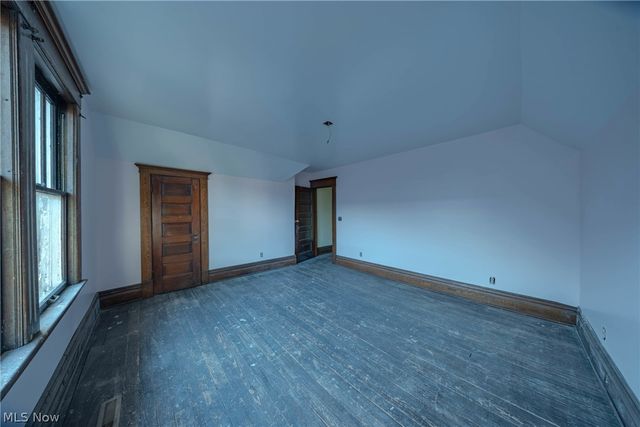 1122 Juliana Street, Parkersburg, WV 26101