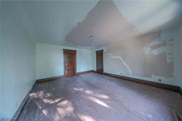 1122 Juliana Street, Parkersburg, WV 26101