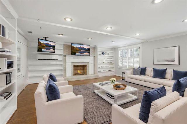 7105 Cherry Bluff Drive, Atlanta, GA 30350