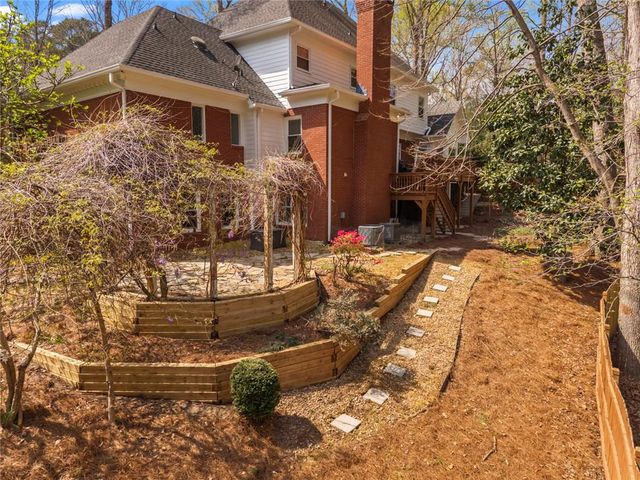 7105 Cherry Bluff Drive, Atlanta, GA 30350