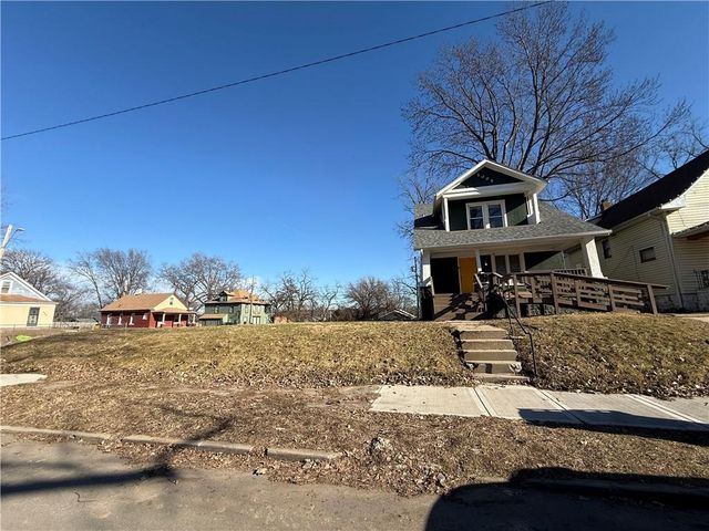 2005 Spruce Avenue, Kansas City, MO 64127