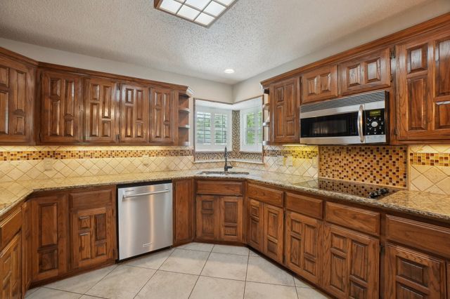 7 Rollingwood Drive, Lucas, TX 75002