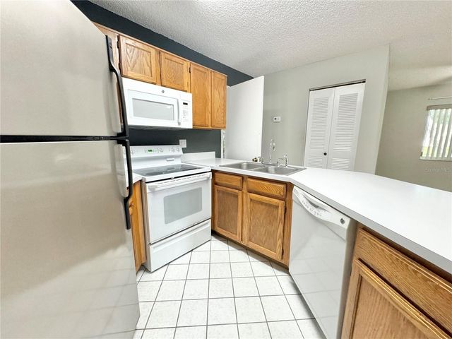 8302 WATERVIEW WAY 8302, Winter Haven, FL 33884