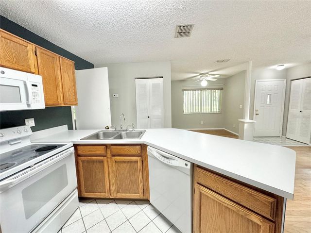 8302 WATERVIEW WAY 8302, Winter Haven, FL 33884