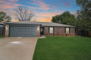 7008 Hanging Cliff Place, North Richland Hills, TX 76182