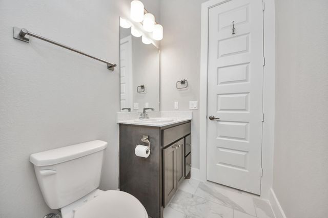 13202 James Terrace Lane, Houston, TX 77059