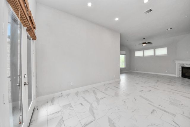 13202 James Terrace Lane, Houston, TX 77059
