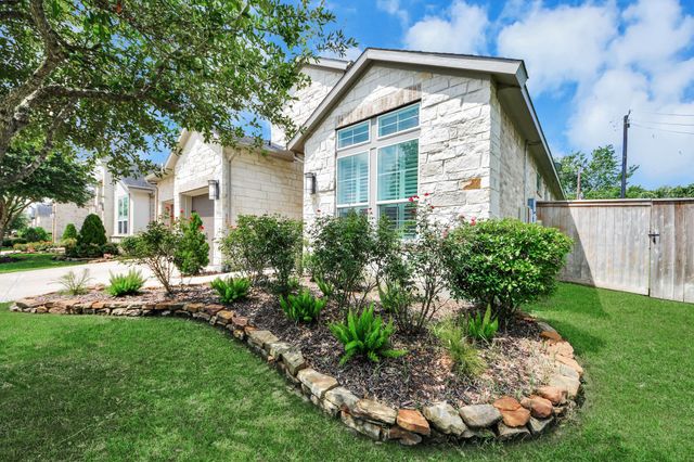 13202 James Terrace Lane, Houston, TX 77059