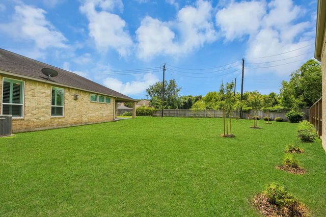 13202 James Terrace Lane, Houston, TX 77059