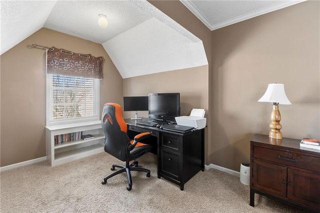 15995 S Clairborne Street, Olathe, KS 66062