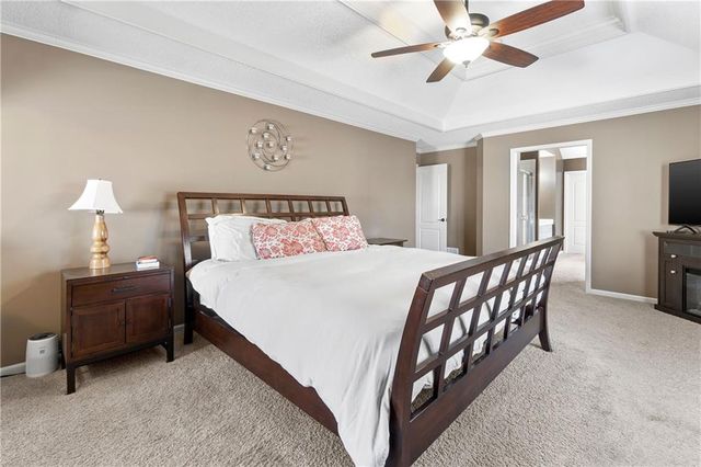 15995 S Clairborne Street, Olathe, KS 66062