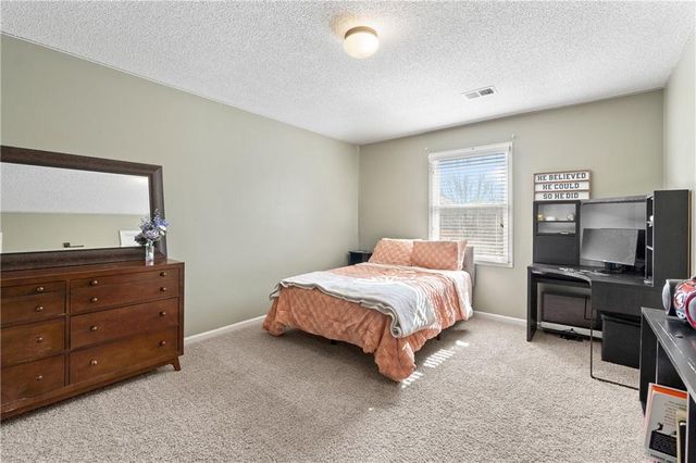 15995 S Clairborne Street, Olathe, KS 66062