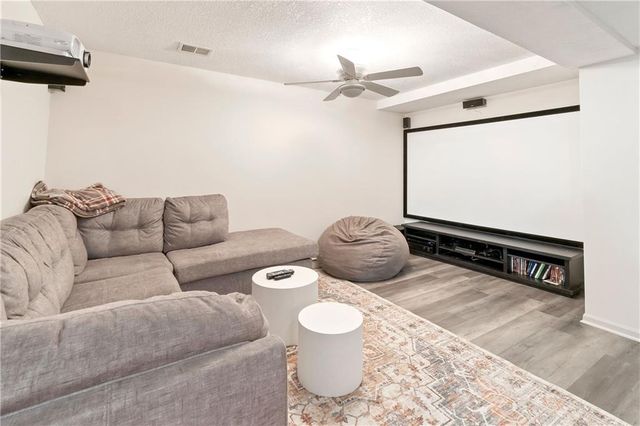 15995 S Clairborne Street, Olathe, KS 66062