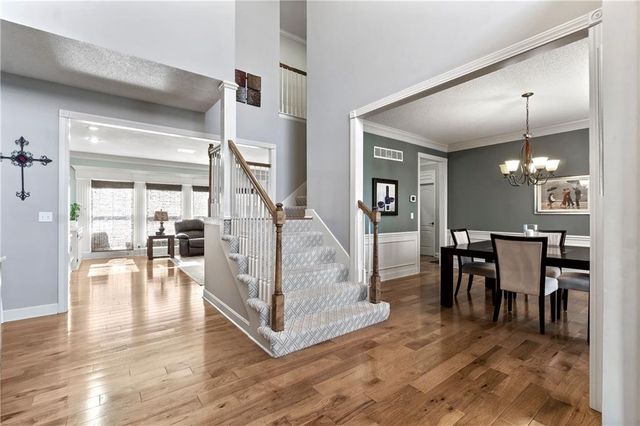 15995 S Clairborne Street, Olathe, KS 66062